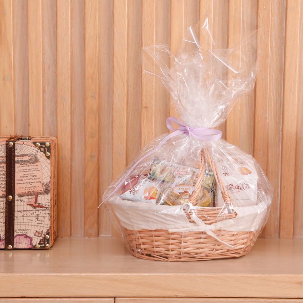 VW Vintiquewise wicker picnic basket with snacks