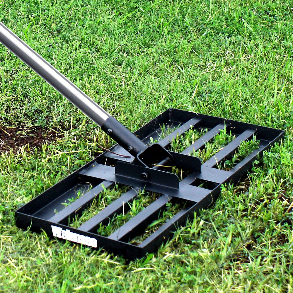 Walensee Lawn Leveling Rake front view with 6.5FT steel handle