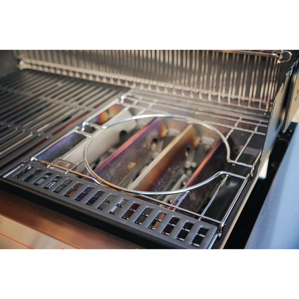 Weber Crafted Frame Kit installed on a Spirit grill