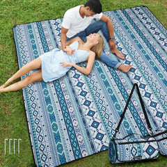 WICKERLAND Picnic Blanket waterproof blue front view