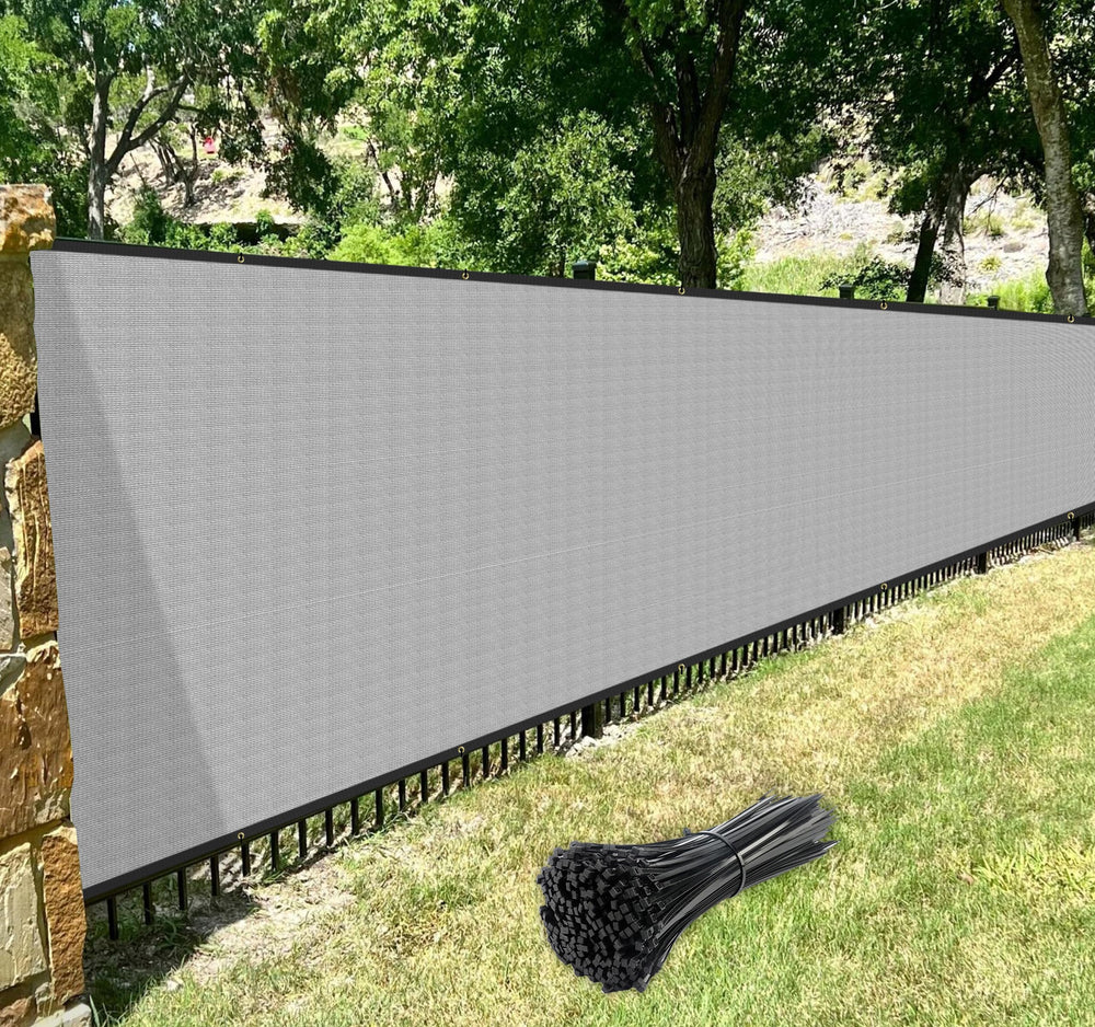 Windscreen4less privacy fence screen on a balcony