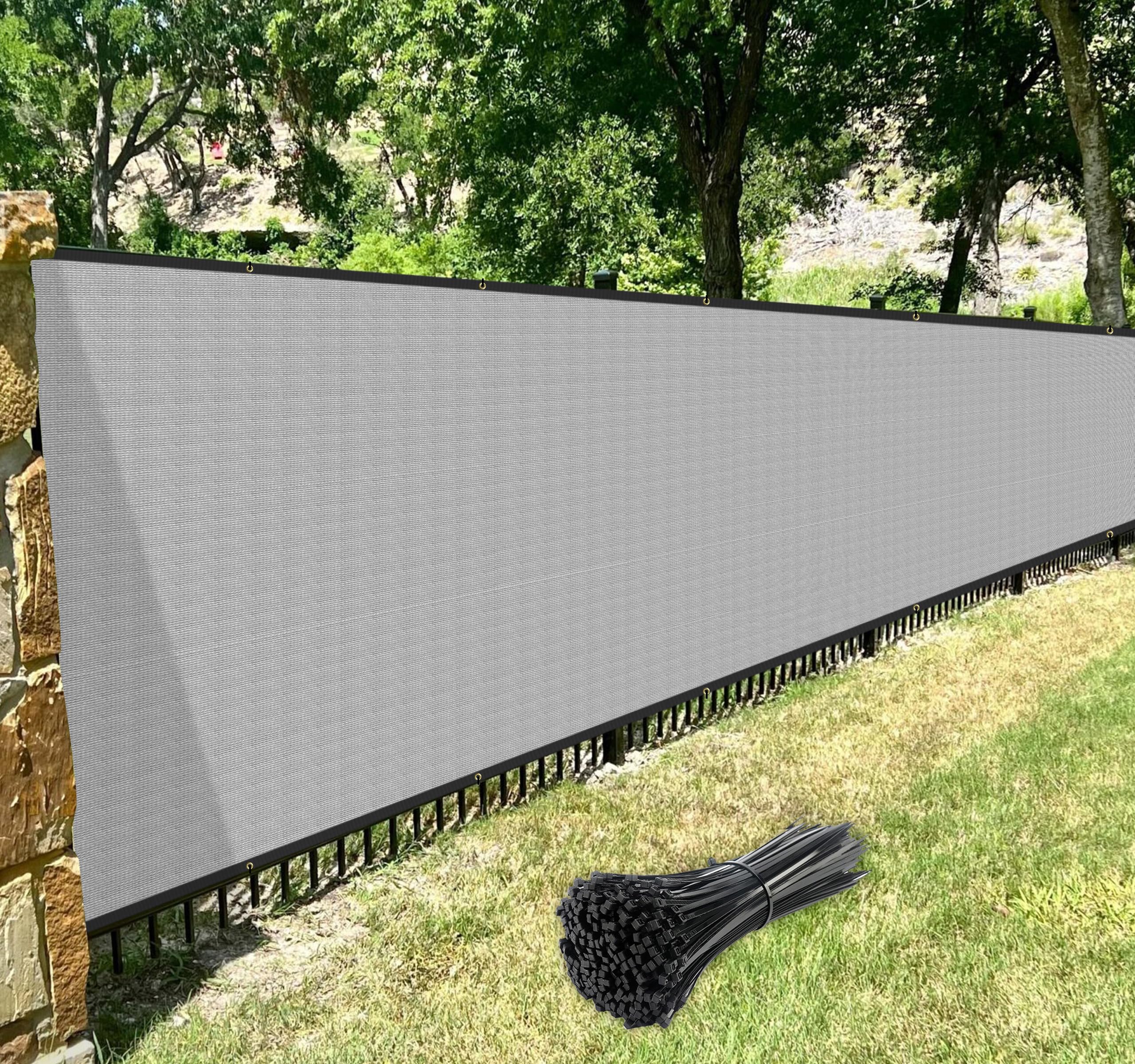 Windscreen4less Privacy Screen protecting a swimming pool area
