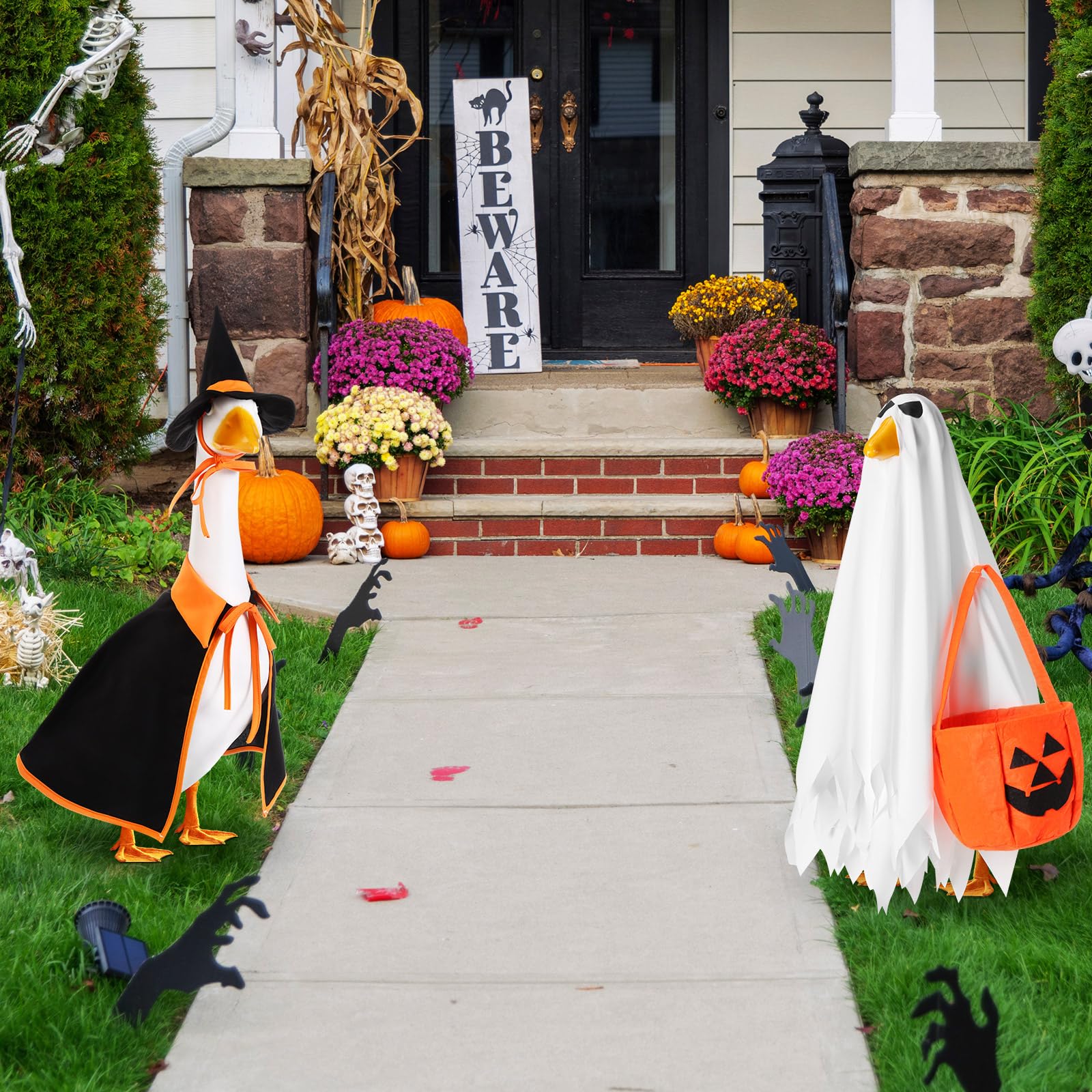 Witch cape and hat set for 23-inch lawn goose decoration