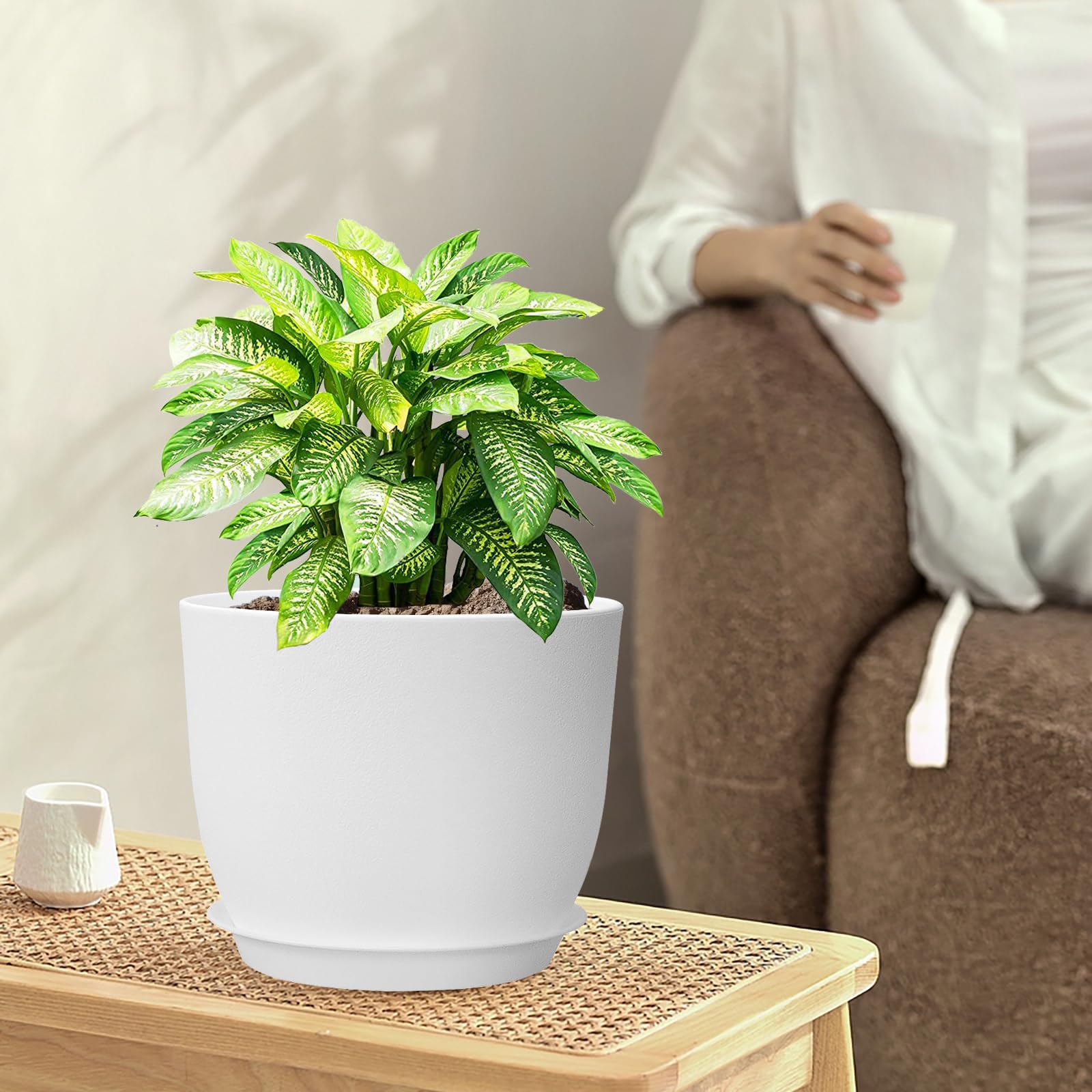 WSMKSZ 10-inch white plant pot with drainage hole
