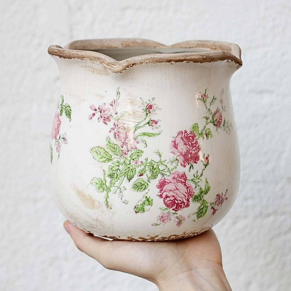 Xiaan Jiaju flower pot with indoor plants for a cozy look