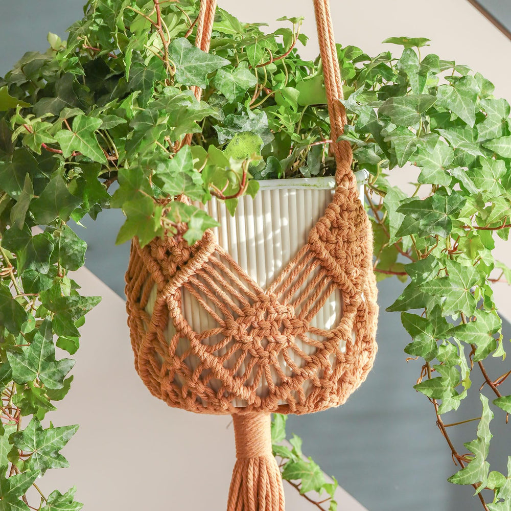 XINBOR macrame hanging planter caramel colour front view