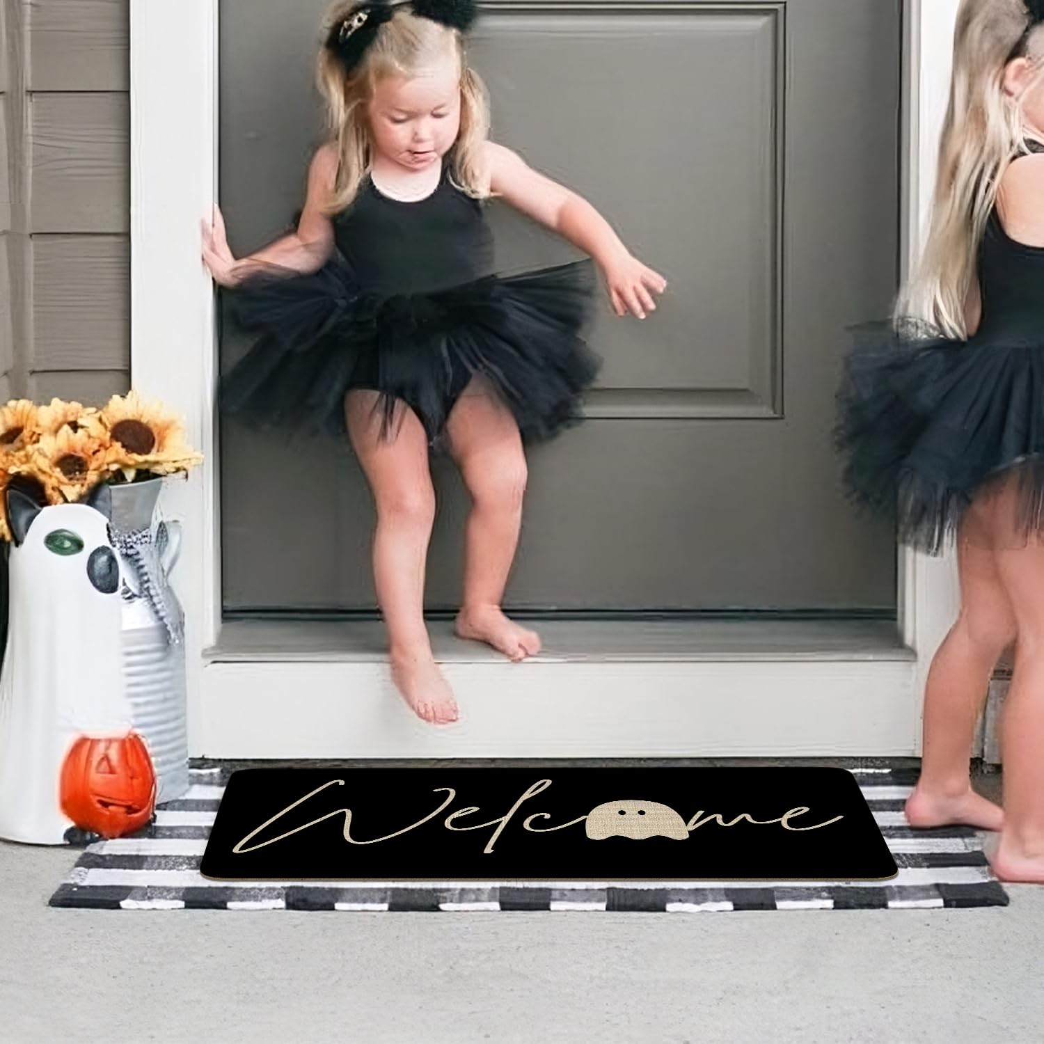 Xsinufn Halloween Door Mat showing the non-slip backing