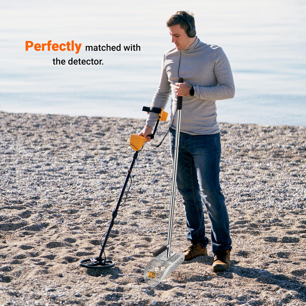 Yaheeda Sand Scoop in use at the beach, sifting sand