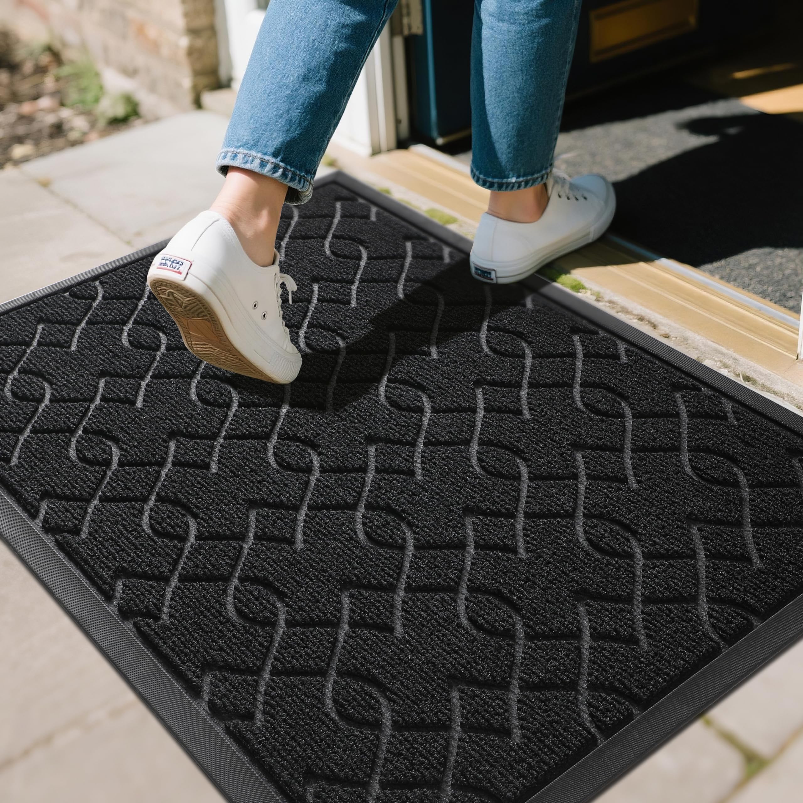 Yimobra Large Door Mat 36x24 inch black outdoor doormat front view