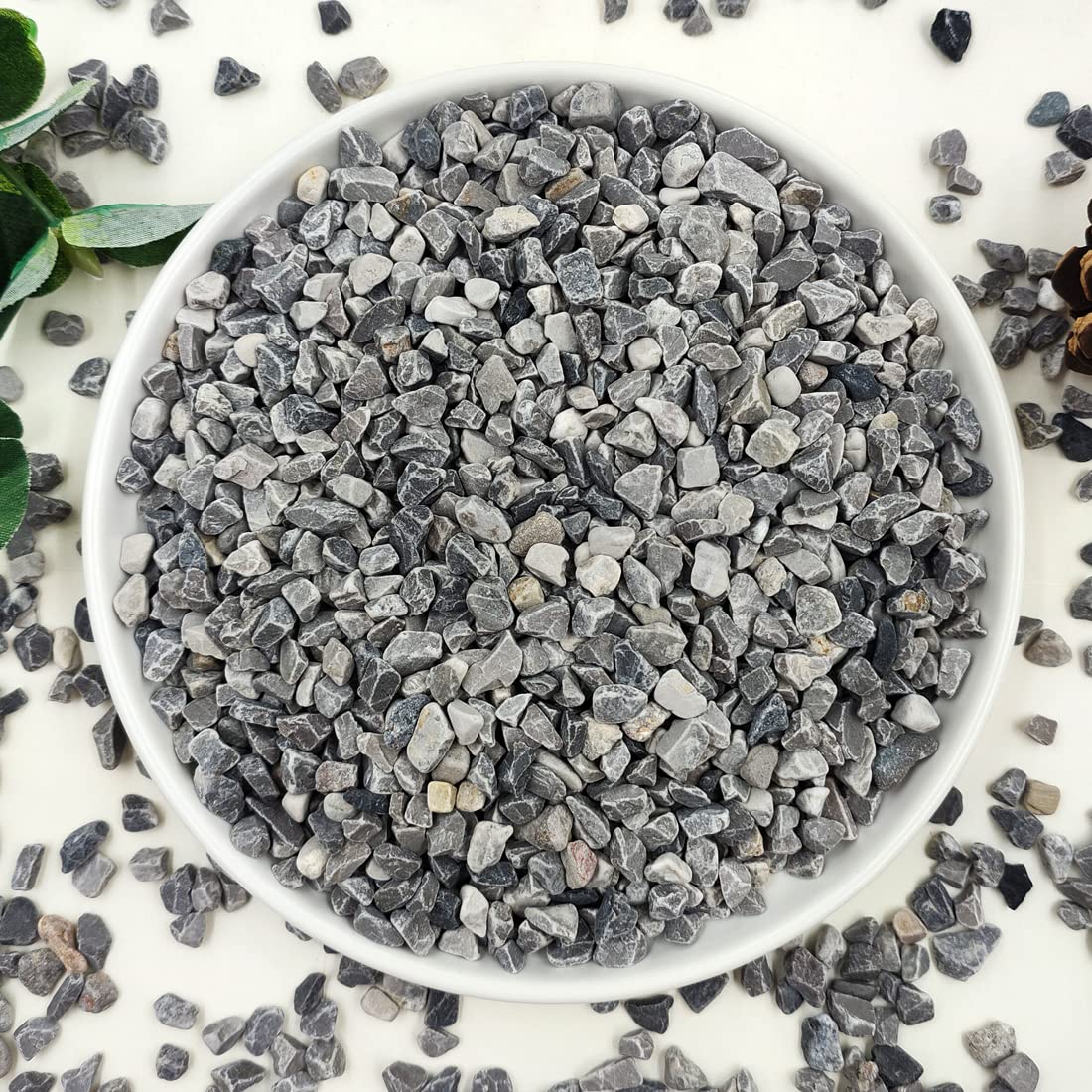 YISZM 10LB grey gravel pebbles in packaging