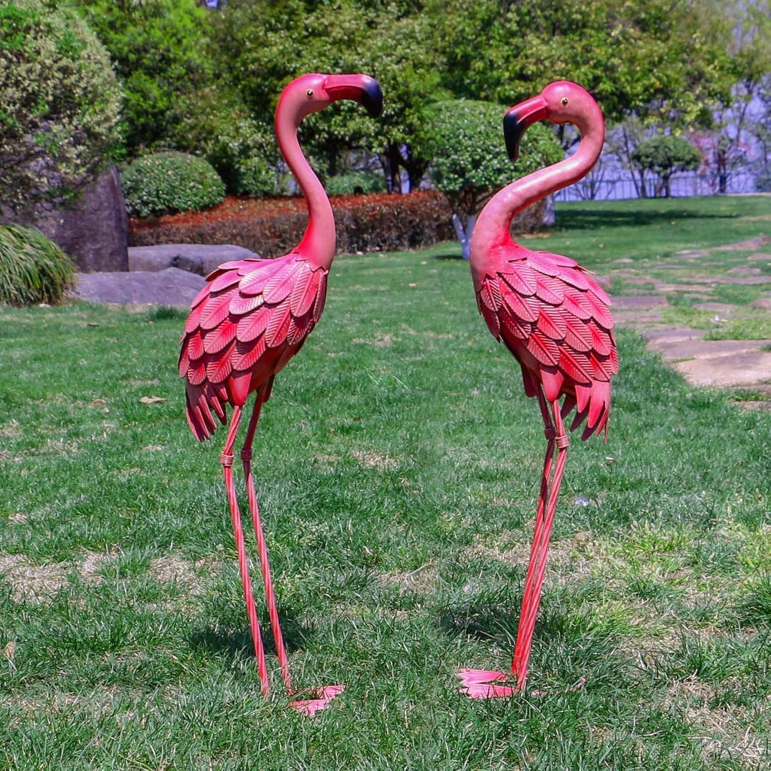 YOUKI Flamingo Sculpture with U-shaped stake