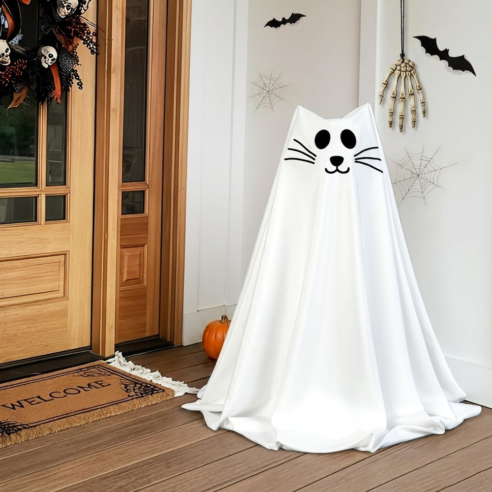Zesua spooky ghost cat figures displayed indoors for Halloween