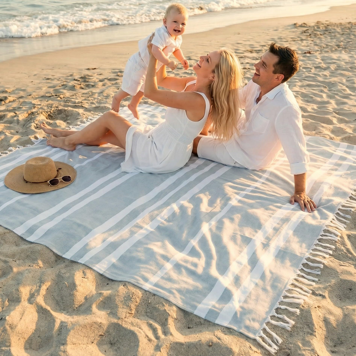 ZICOTO Extra Large Beach Blanket 80x80 inches in blue with tassels