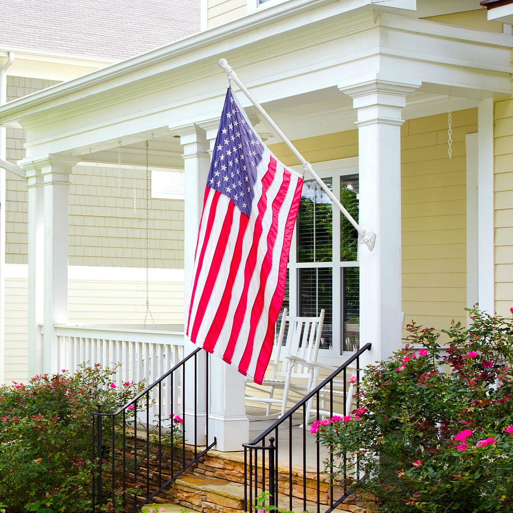 ZMTECH flag pole showing adjustable length features