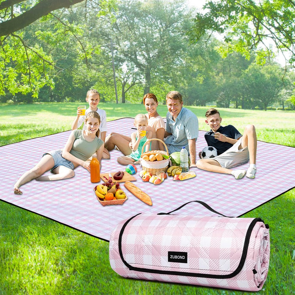 ZUBOND picnic blanket pink and white gingham design front view